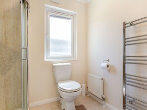 Shower - Elworthy Lodge, South Molton (South Molton)