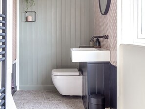 Shower - Stag Cottage, Penruddock (Penrith)