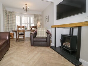 Fireplace - Oriel Cottage, Conwy (Conwy)