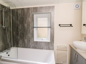 Shower - The Hideout, Ceredigion, Wales (Ceinewydd)