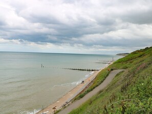 Beach nearby - Beckhythe Cottage, Overstrand (Cromer)