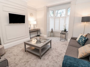 Living area - 16 Seafield Terrace, South Shields (South Shields)