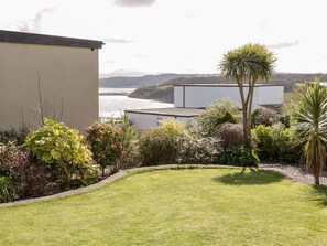 Property grounds - Bryn y Don, Benllech (Tyn-y-Gongl)
