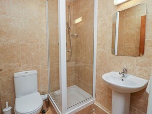 Shower - Winder Green, Askham, Cumbria. (Penrith)