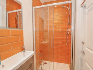 Shower - Job's Cottage, Snettisham (King's Lynn)