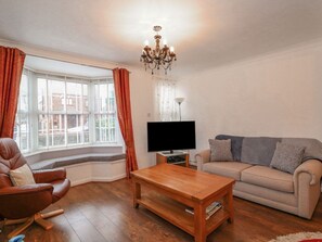 Fireplace - Job's Cottage, Snettisham (King's Lynn)