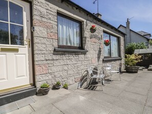 Terrace/patio - Dalnahaven: Your Dog-Friendly Retreat (Grantown-on-Spey)