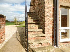 Exterior detail - The Cart Shed Retreat in York (York)