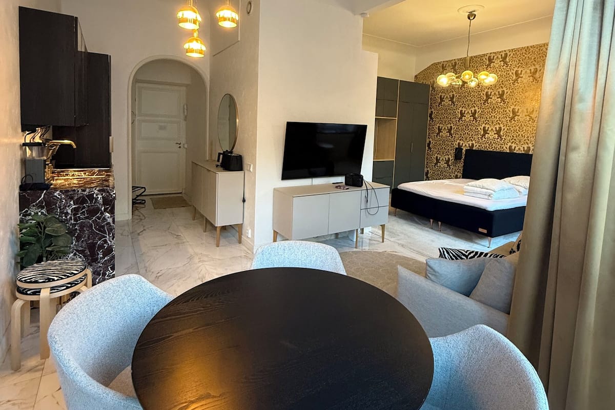 Leilighet, 1 queensize-seng med sovesofa, byutsikt | Oppholdsområde