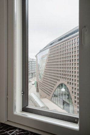 Apartamento, 1 cama Queen e sofá-cama, vista para a cidade | Vista do quarto