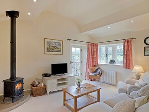 Fireplace - Reynard Ing Cottage, Addingham (Ilkley)