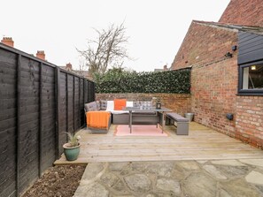 Outdoor dining - Shaftesbury, Bridlington (Bridlington)