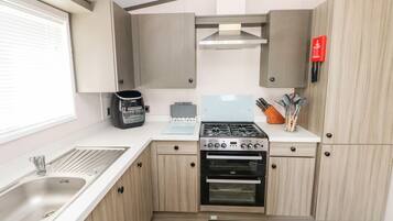 Dishwasher, highchair