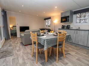 Dining - Holmside, near Market Drayton. (Market Drayton)