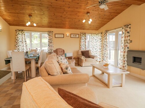 Lodge 16, near Millbrook. 3bed
