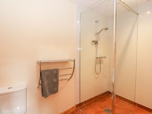 Shower - Larch Cottage, Aberfeldy (Aberfeldy)