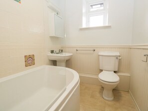 Shower - Fisher's Retreat, Bowness-On-Windermere (Windermere)