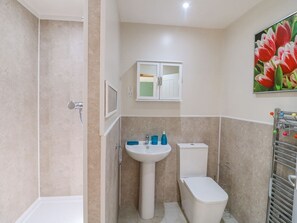 Shower - Orchard Cottage, Findern (Derby)