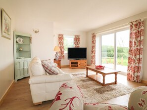 Living area - Orchard Cottage, Findern (Derby)