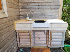Bathroom - The Cabin Retreat in Amlwch (Amlwch)