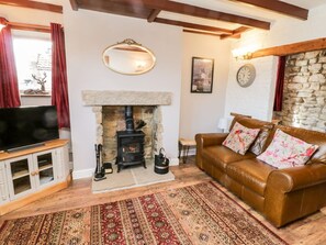 Fireplace - The Lodge Retreat in Whitby (Whitby)