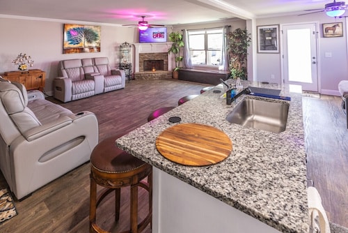 Hideaway Getaway - Statham