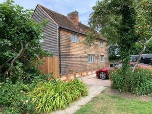 Property grounds - Lodge Cottage, Harwich (Harwich)