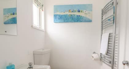 Pebbles: A Cozy Retreat in Cromer
