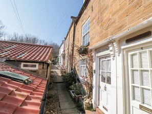 Exterior detail - Olsen, Robin Hood's Bay (Whitby)
