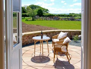 Interior - Byre Cottage, Nesscliffe (Nesscliffe)