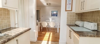 Old Orchard Cottage, Allerthorpe