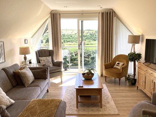 Larchwood Lodge, Ellon