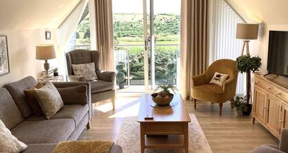 Larchwood Lodge, Ellon