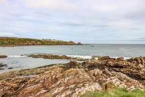 Beach nearby - 15 Bogan, Coldingham (Eyemouth)