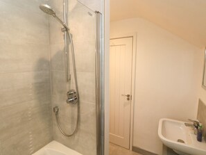 Shower - Westwinds Retreat in Tenby (Tenby)
