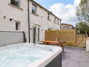 Terrace/patio - Riverside Cottage No 4, Keswick (Keswick)
