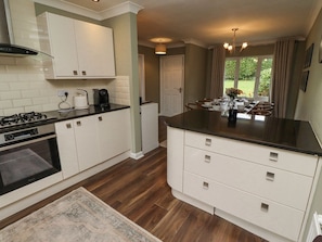 Dishwasher, highchair - Sparrow House, Alnwick (Alnwick)