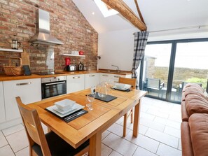 Dishwasher - The Holt Barn, Kirkby Malzeard (Ripon)