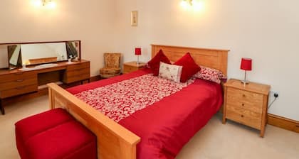 The Byre: Charming Retreat in Milton