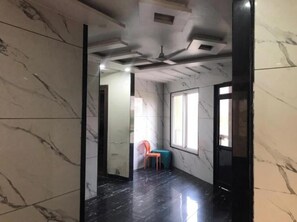 Superior Room, City View | Interior