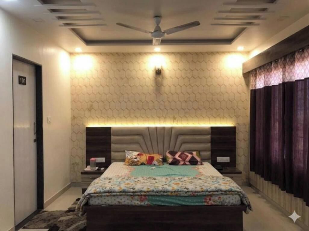 Superior Room, City View