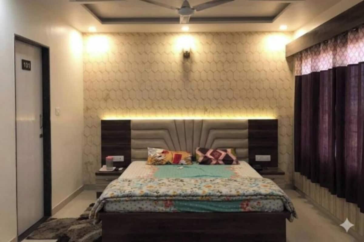 Superior Room, City View