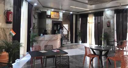 Hotel Suraj