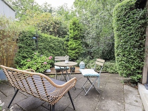 Outdoor dining - Doe Foot Cottage, Ingleton (Carnforth)