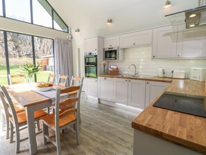Dishwasher, highchair - Restharrow Lodge, Bamburgh (Bamburgh)