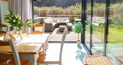 Restharrow Lodge, Bamburgh