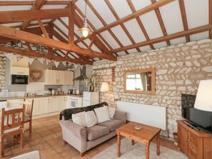 Living area - Fulmar Cottage, in Flamborough (Bridlington)