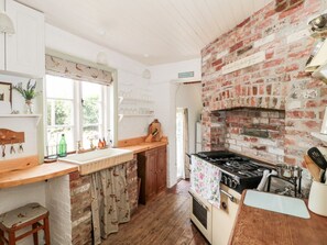 Private kitchen - Old Rectory Cottage, Sturminster Newton (Sturminster Newton)