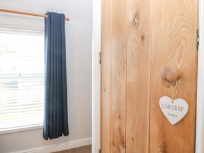 Interior - Bythynnod Newydd, Trefor (Caernarfon)