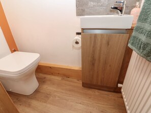Shower - Lime Tree Cottage, in Cumbria. (Kirkby Stephen)